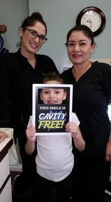 Our assistant Lourdes, her daughter and granddaughter.