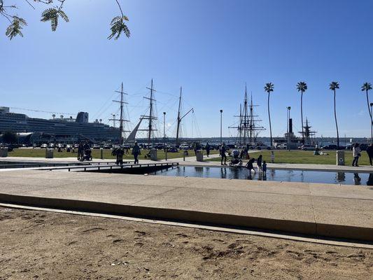 View of Waterfront Park from the Deli & nearby benches