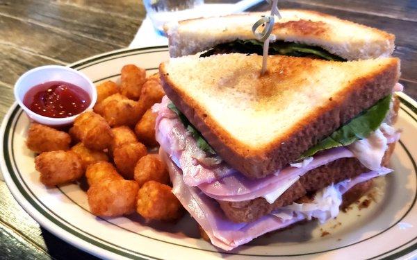 Club Sandwich with tots