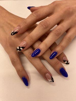 Gel manicure with nailart