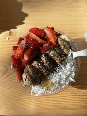 Build Your Own (Regular Size) Açaí base with strawberries, bananas, peanut butter, coconut, and chia seeds