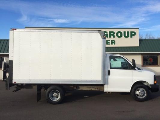 2010 Chevy G3500 12ft Cube Van!!!