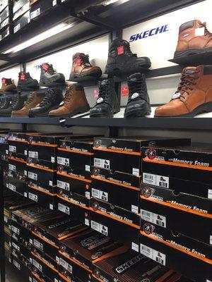 Men's work boots