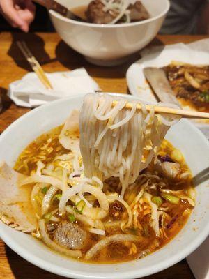 Bun bo hue