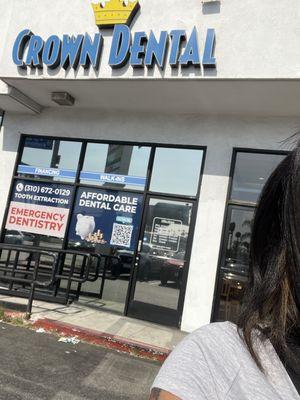 Crown dental