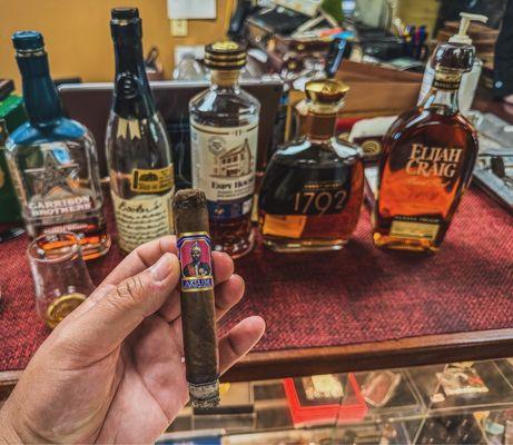 Cigar Barn & Lounge