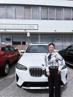 Congrats to this beautiful lady！she is getting new bmw x3 from us.