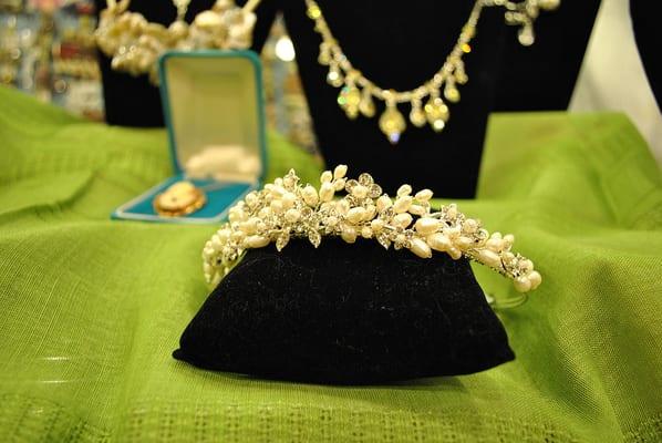 Bridal jewelry to suit every taste. Don't compromise. Find just the right piece. barnattic@aol.com 215-256-9305