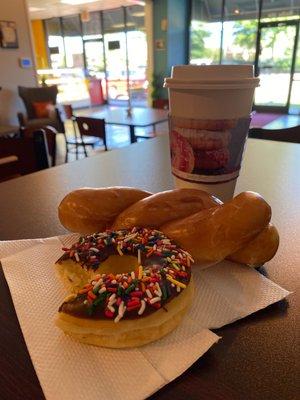 Fluffy twist and chocolate sprinkle glazed w/mocha latte