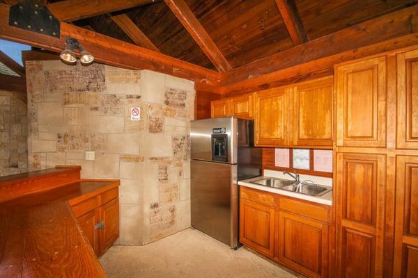 Outdoor Pool Pavilion Kitchen