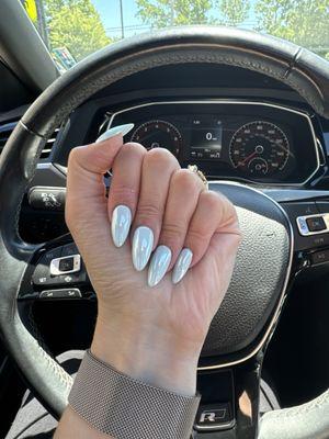 Bridal shower nails