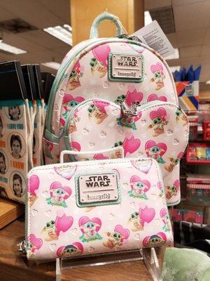 This is like Star Wars Gucci lol