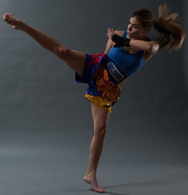 Muay Thai Kickboxing