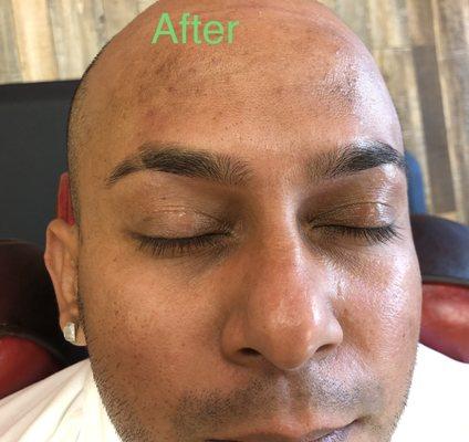 Gentleman's Eyebrow Threading