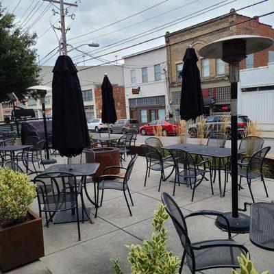 The upfront patio area of Beamer's 25.