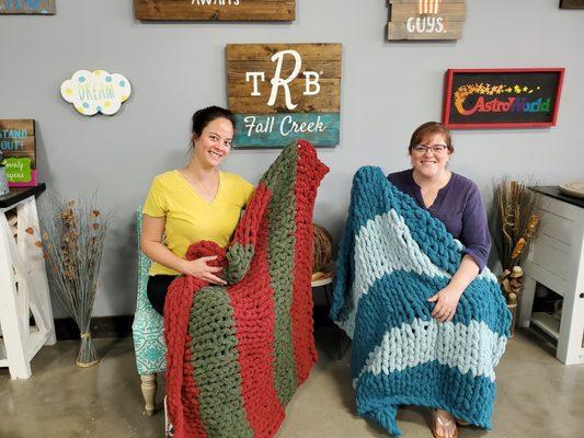 Hand Knit Blanket Specialty Workshop