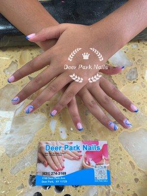 Color gel manicure with design