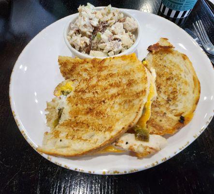 Green chile chicken panini