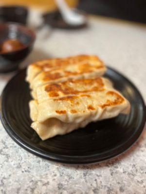 Gua Tie - pan fried pork dumplings