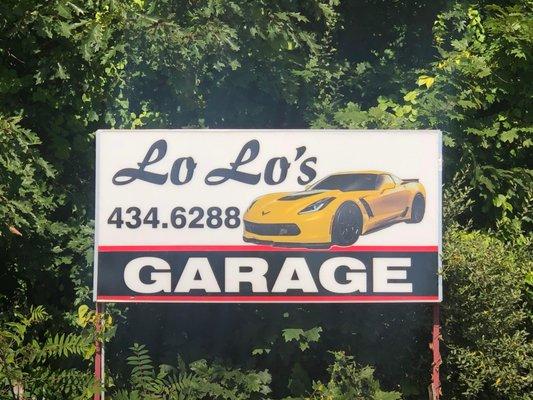 Lolo's Garage