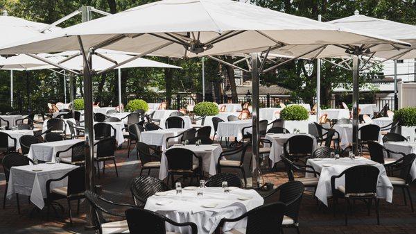 outdoor patio dining area