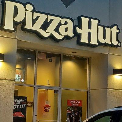 Pizza Hut