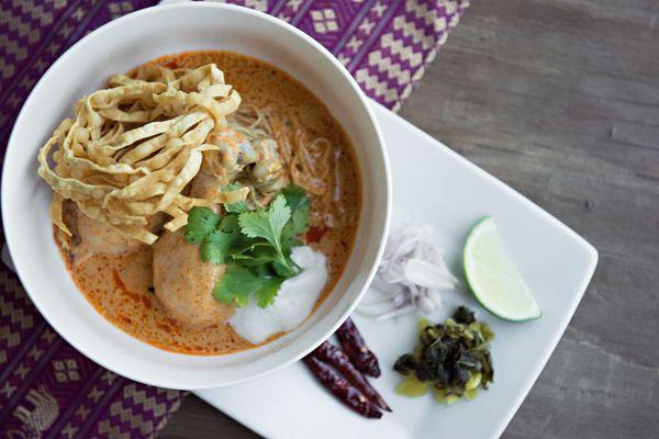 Khao Soi Northern Thai Chicken Curry Noodle