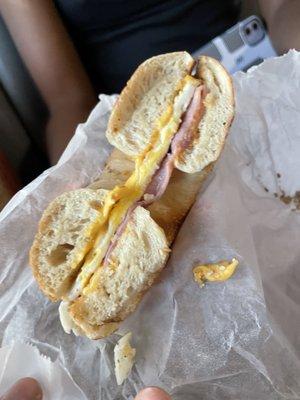 Fried Egg on Bagel with Ham Cheese