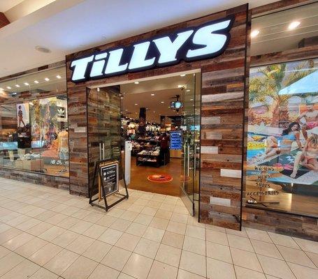 Tillys