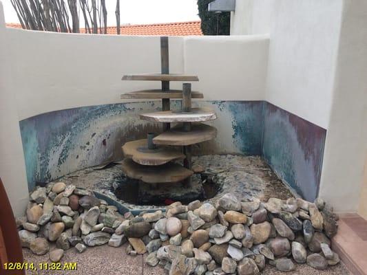 BEFORE - Copper fountain with a few years of calcium build up.