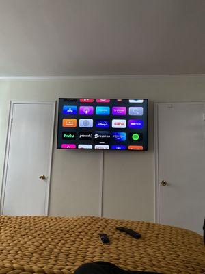 Mounted 55' TV