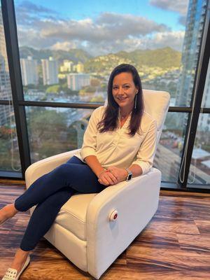 Dr. Jene Ferrante, ND - naturopathic physician and owner of Hawaii Natural Medicine