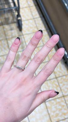 Black French tips 3