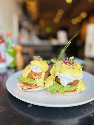 Crab cake Benedict