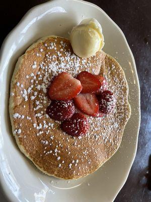 Buttermilk pancake with strawberries, absolutely the best!