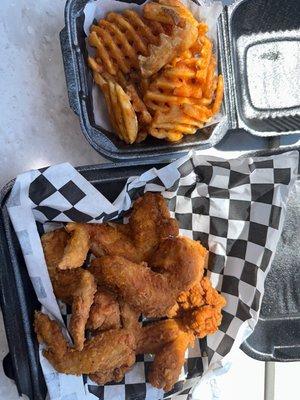 Fried chicken wings and fries!!! AMAZING, fresh AND THE SEASONING was on POINT!!!