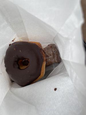 Carlson's Donuts