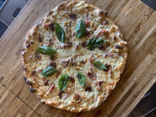 Sage Pie - Sage Cream Sauce, Mozz, Bacon jam, Prosciutto Crudo, Basil, Reggiano