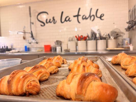 Of course the whole store smelled like croissants.