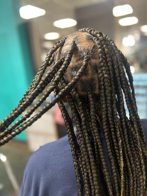 Knotless braids