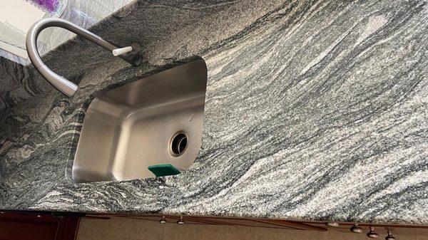 Undermount Sink