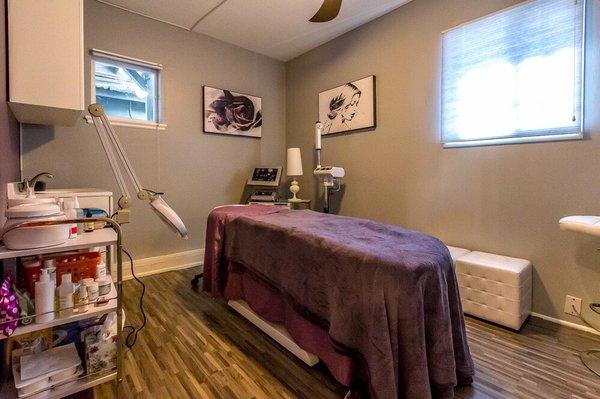 Beautiful facial and sugaring room