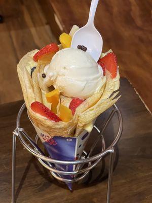 T 11. T-swirl Fruit Cocktail Crepe