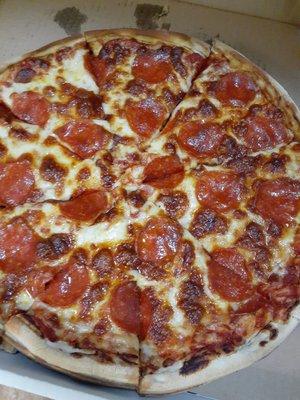 Medium pepperoni. Yes, its as good as it looks!