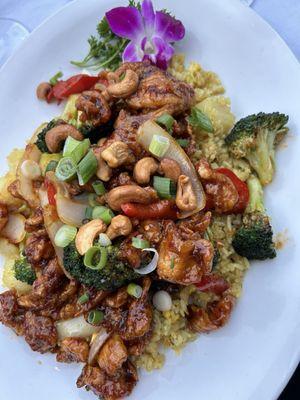 cashew nut with pineapple fried rice