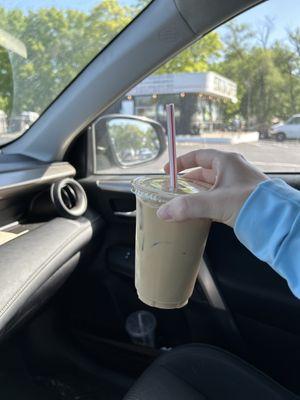 Iced vanilla latte