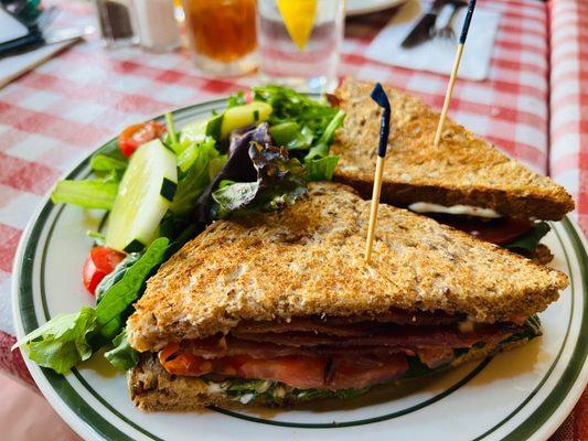 BLT Sandwich with salad