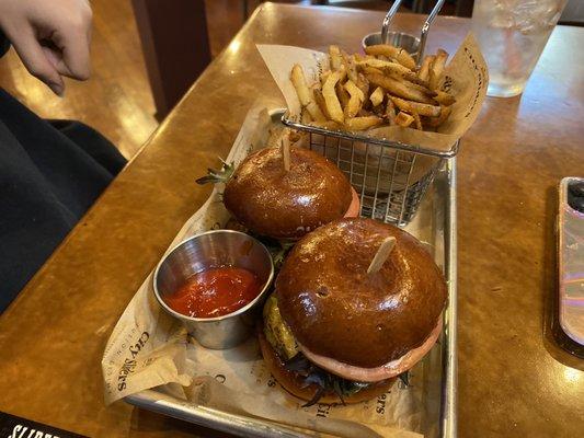 Cheeseburger sliders