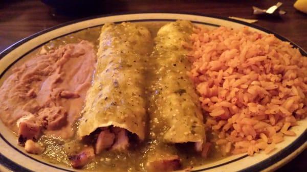 Chicken fajita enchiladas verdes!