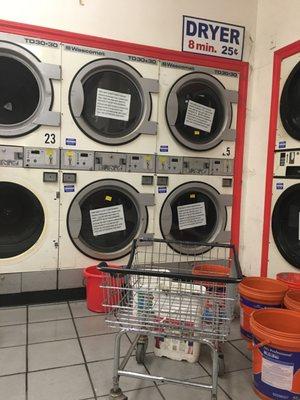 Giant Laundromat